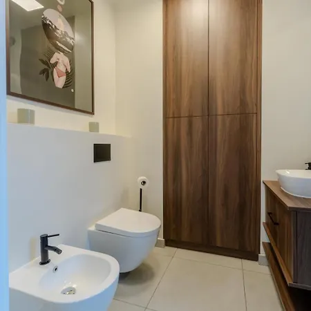 Villa Dom Black & Vibe - Z Ogrodem, Blisko Lasu, Dobry Design, Workation - Spaceapart Jelenia Góra