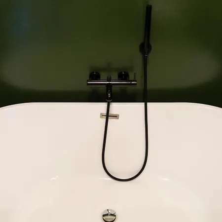 Dom Black & Vibe - Z Ogrodem, Blisko Lasu, Dobry Design, Workation - Spaceapart