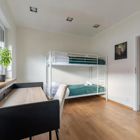 Dom Black & Vibe - Z Ogrodem, Blisko Lasu, Dobry Design, Workation - Spaceapart Villa
